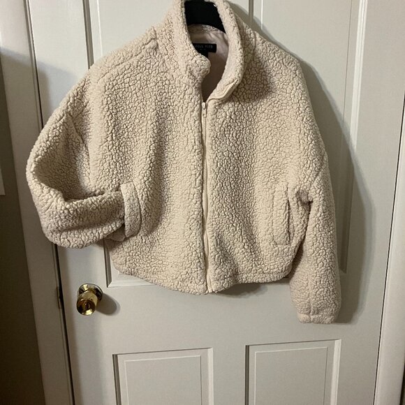 Short warm winter jacket - Picture 1 of 3